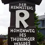 Garni Am Thueringer Klosstheater 3* פרידריכרודה