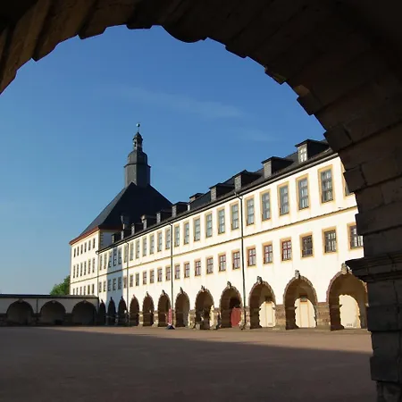 Hotel Garni Am Thueringer Klosstheater Hotel Friedrichroda