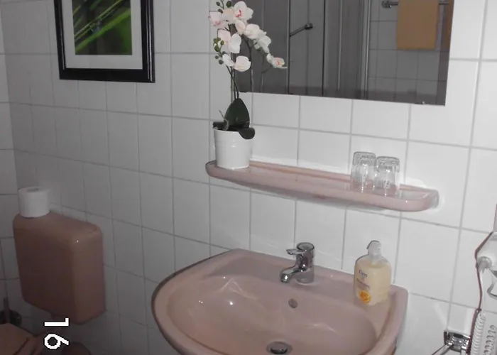 Otel Hotel Garni Am Thueringer Klosstheater 3*