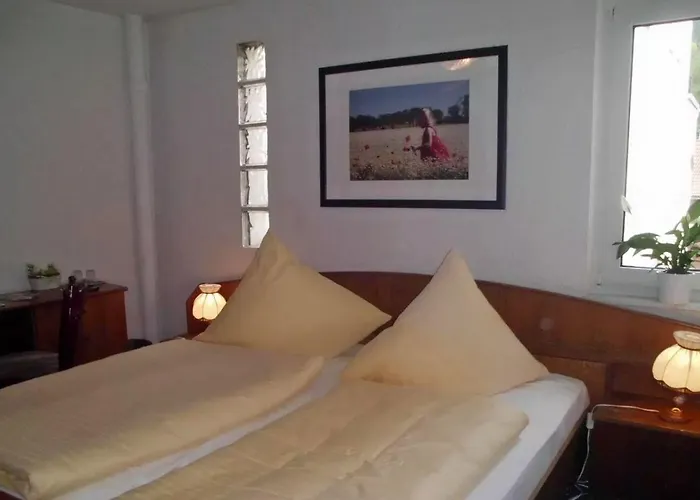 Otel Hotel Garni Am Thueringer Klosstheater